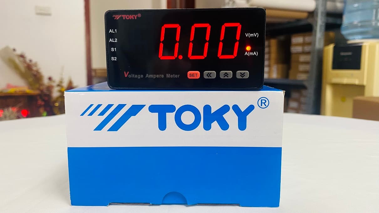 Đồng hồ Toky DLW8 chuyên đo dòng điện AC công nghiệp Đồng hồ Toky DLW8 chuyên đo dòng điện AC